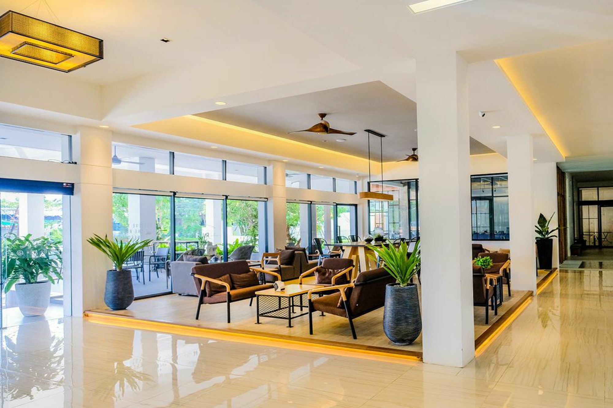 The Rich Hotel Nakhon Ratchasima Exterior photo